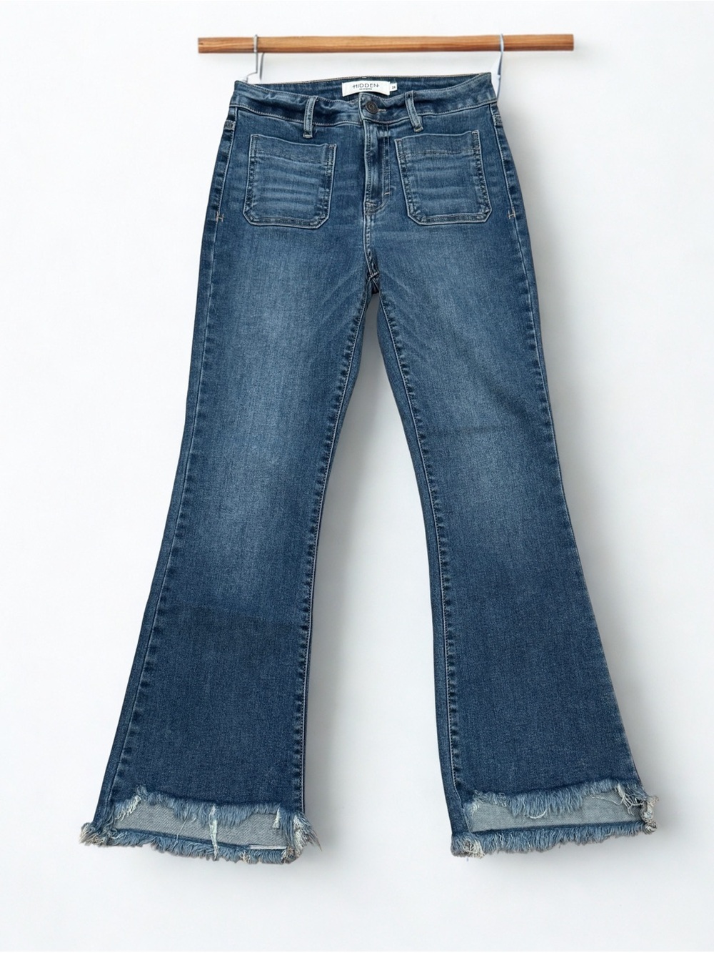 Hidden Happi Medium
Wash Front Pocket Stretch
Crop Flare, Size 26